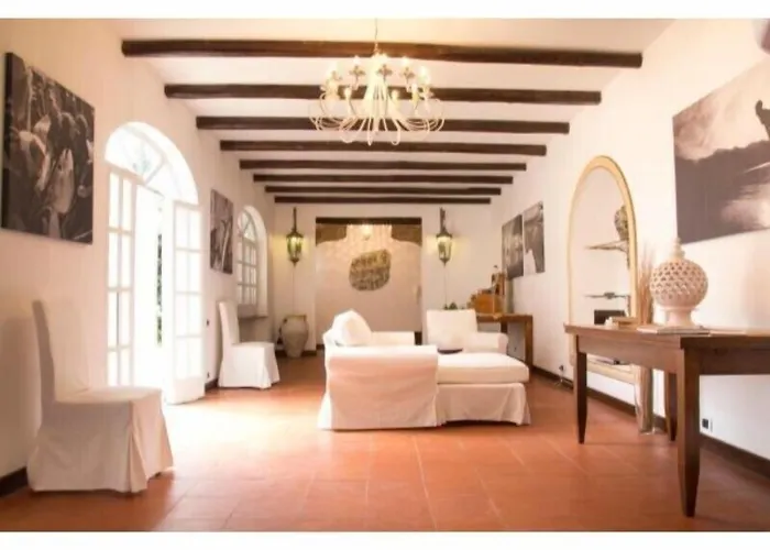 Accademia 3* Giardini-Naxos