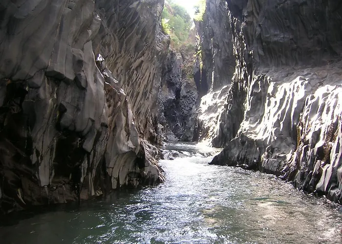 Accademia Giardini-Naxos
