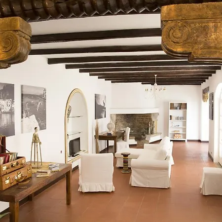 Accademia Couette-café Giardini-Naxos