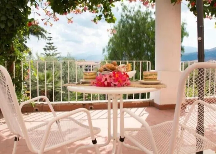 Accademia Bed & Breakfast 3*