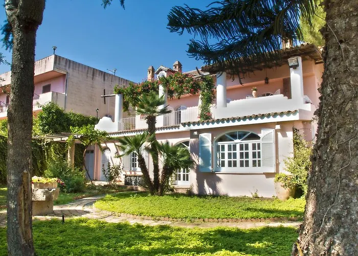 Accademia 3* Giardini Naxos